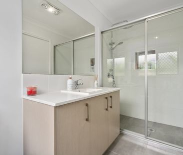 MODERN FAMILY HOME IN PERFECT LOCATION - Photo 2