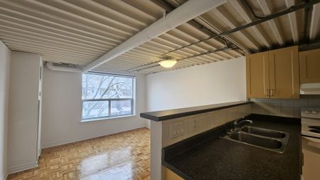 For Lease - 800 Lansdowne Avenue Unit# 215, Toronto, Ontario - Photo 4