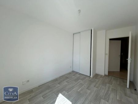 Appartement à louer 3 pièces 74.69m² - Photo 3