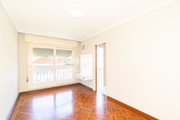 Apartamento com 2 quartos e 64m² para alugar em Menino Deus, Porto Alegre. - Foto 1