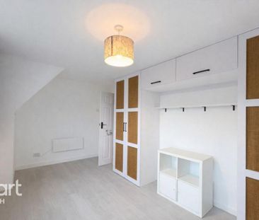 3 bedroom semi-detached house to rent - Photo 6