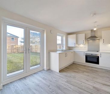 3 bedroom end of terrace house to rent - Photo 6