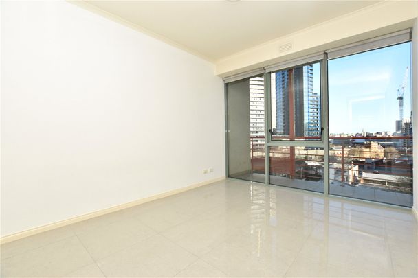 707/83 Queensbridge Street - Photo 1
