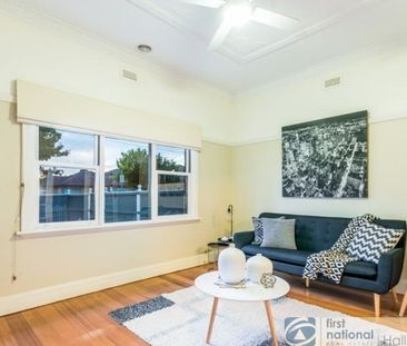 Family Home - Photo 6