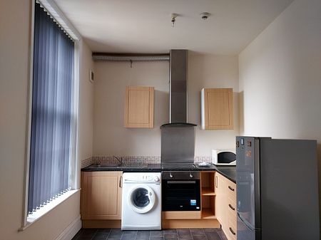 6 Stanley Terrace - Flat 3, Preston - Photo 4