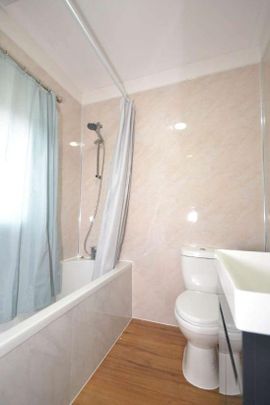 Grange Avenue, University Area, RG6 - Photo 1