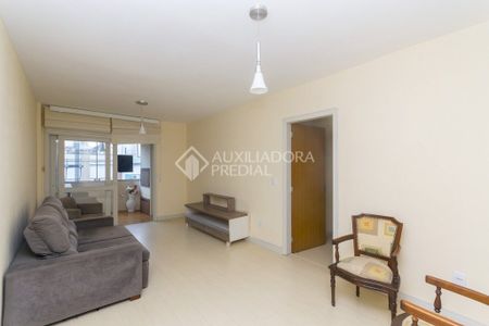 Apartamento com 3 quartos e 105m² para alugar em Floresta, Porto Alegre. - Foto 3