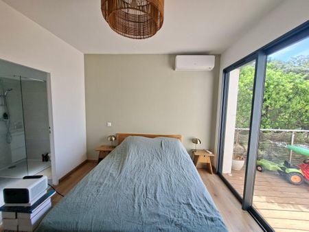 Location Maison 6 pièces 145m² NIMES 30000 - Photo 4
