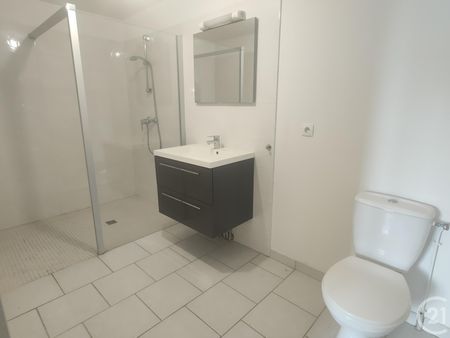 Location Maison 4 pièces 150m² LURCY LEVIS 03320 - Photo 4