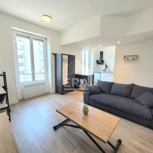 LOCATION - PAU - T1 meublé de 28 m² rénové et moderne - Photo 2