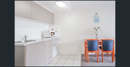 FURNISHED STUDIO APARTMENT FOR RENT IN CENTRAL LOCATION! - Photo 2