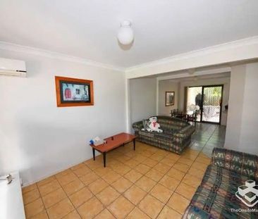 Fully Furnished, Recently Refurbished & Fully Air-Conditioned 3-Bed... - Photo 6