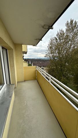 Großzügige 4-Zimmer-Wohnung mit Weitblick - Photo 3