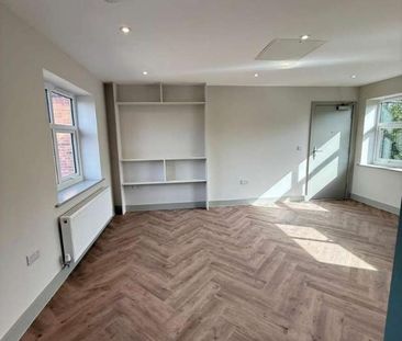 Chesterfield Road, Lichfield, WS14 - Photo 2