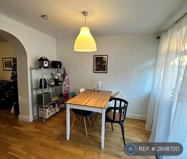 1 bedroom in a house share to rent - Photo 3