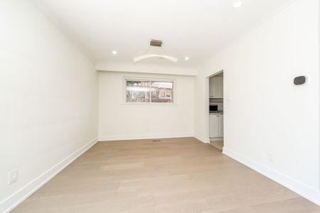 For Lease - 14 Amarillo Drive, Toronto, Ontario - Photo 2