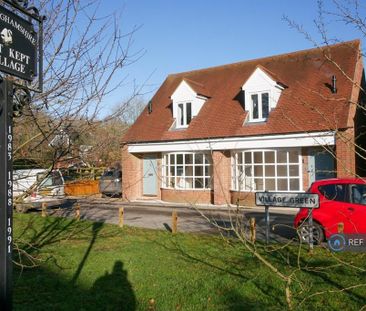 2 bedroom semi-detached house to rent - Photo 3