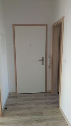 +++ Moderne Top Etagenwohnung +++ - Photo 1
