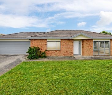 17, Liddesdale Place, Papakura - Photo 3