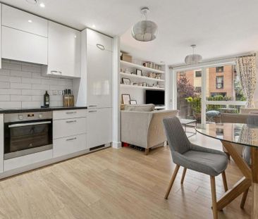 2 bedroom flat to rent - Photo 2