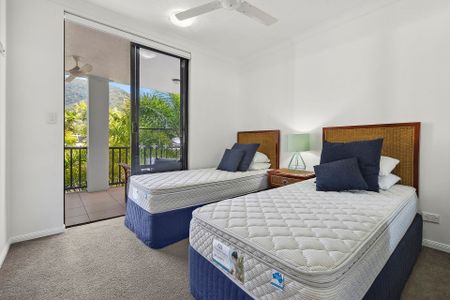 212/2 Oliva Street, Palm Cove. - Photo 4