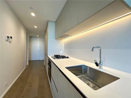 1610/70 Southbank Boulevard - Photo 2