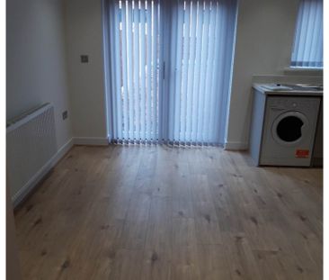 Harriers Crescent, Liverpool - Photo 1