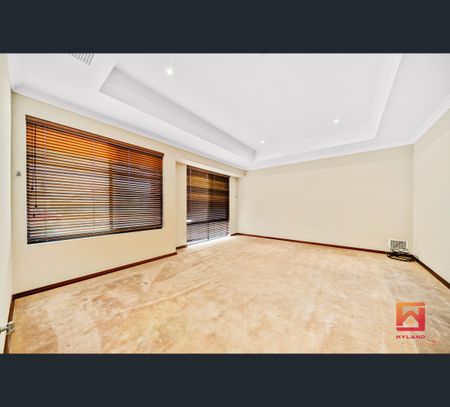 6 Philadelphia Parade, Canning Vale, WA 6155 - Photo 2