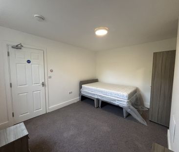 Main Street, Stapenhill, BURTON-ON-TRENT - Photo 1