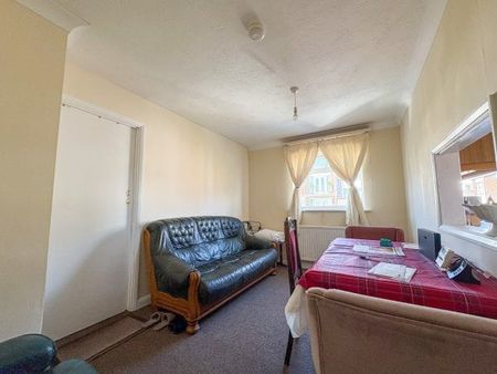 Mill Lane, Crowborough - Photo 3