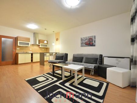 Pronájem bytu 1+kk 43 m2 - Fotografie 4