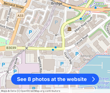 Southampton - Photo 1