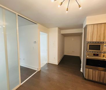 For Lease - 955 Bay Street Unit# 2019, Toronto, Ontario - Photo 5