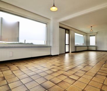 Bungalow met 2 slpk, tuin en garage voor 950 EUR/mnd - Foto 2