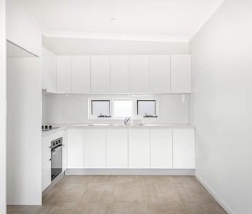 Modern Granny Flat - Photo 3