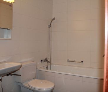 Schöne, helle 4-Zimmer-Wohnung in Frutigen - Photo 2