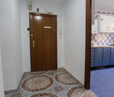 Single Bed in Room in a shared 4-bedroom apartment for rent in L'Il... - Photo 2