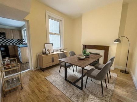 14 Victoria Crescent, Lisburn, BT27 4TF - Photo 5