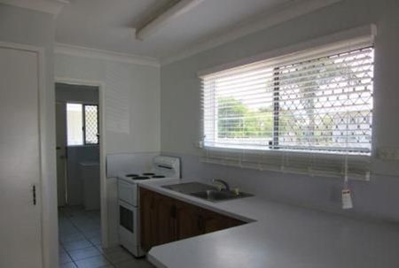 Convenient, comfortable, and close to everything Hermit Park has to offer - Photo 3