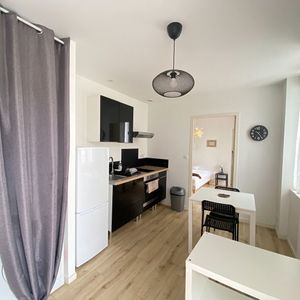 Location Appartement 2 pièces 44m² - Photo 2