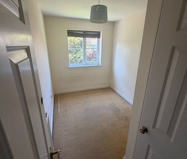 Room in a Shared House, Cintra Close, RG2 - Photo 5