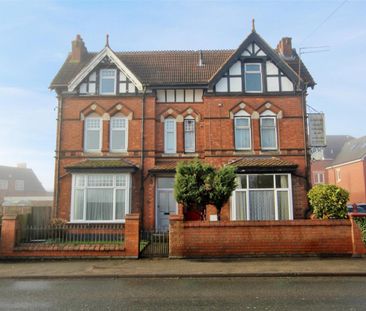 1 bedroom Flat To Let - Photo 3