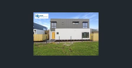 Modern 3-Bedroom Townhouse – Spacious, Stylish & Designed for Family Comfort in Clyde - Photo 5