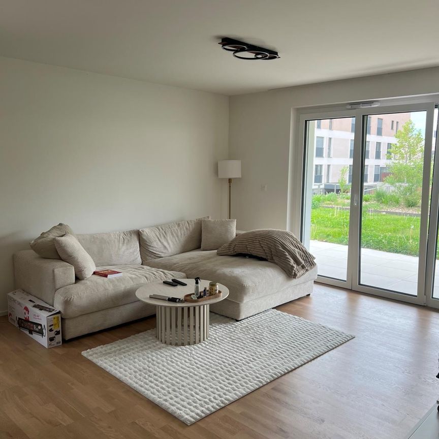 Appartement de 3,5 pièces avec terrasse dans un quartier récent ! - Foto 1
