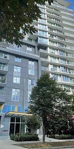 Luxury Condo 1 Bedroom + Den in West End (Vancouver Downtown) – MODERN - Photo 3