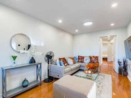 For Lease - 5321 Red Brush Drive Unit# Upper Portion, Mississauga, Ontario - Photo 2