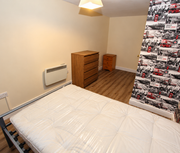 3 bedroom apartment to rent - Photo 3
