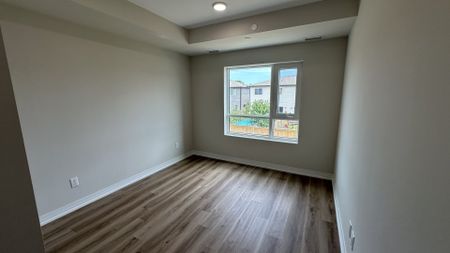 For Lease - 50 Herrick Avenue Unit# 220, St. Catharines, Ontario - Photo 3