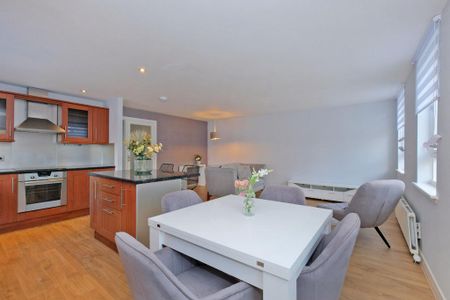 2 bedroom flat to rent - Photo 4