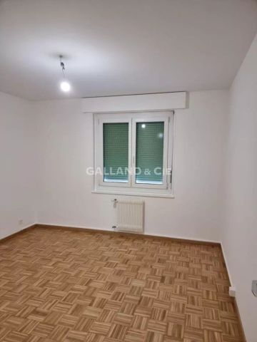 Appartement de 4 pièces avec balcon - Photo 2